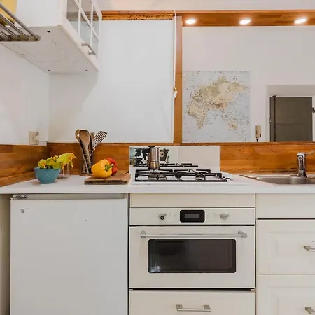 아파트 Tuttomondo Flat With Private Courtyard *