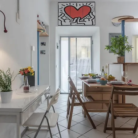 Tuttomondo Flat With Private Courtyard Apartman *